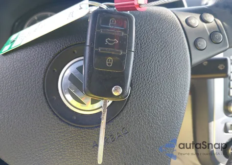 2007 Volkswagen Eos 2.0T from USA, damaged, VIN WVWFA71F77V035652